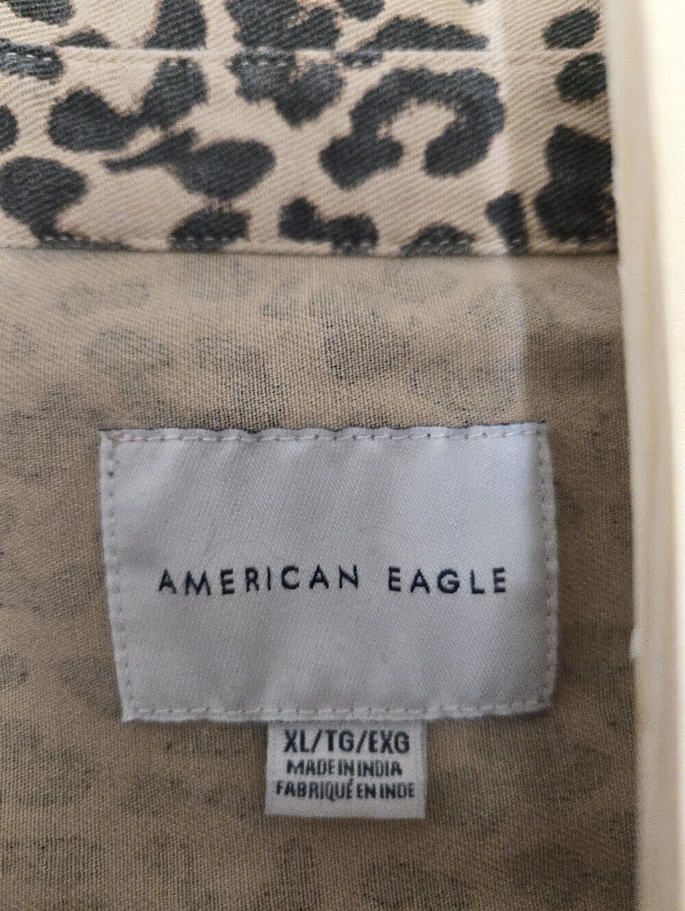 American Eagle Outfitters Leopard Print Jacket in Tan & Black - Picture 2 of 4